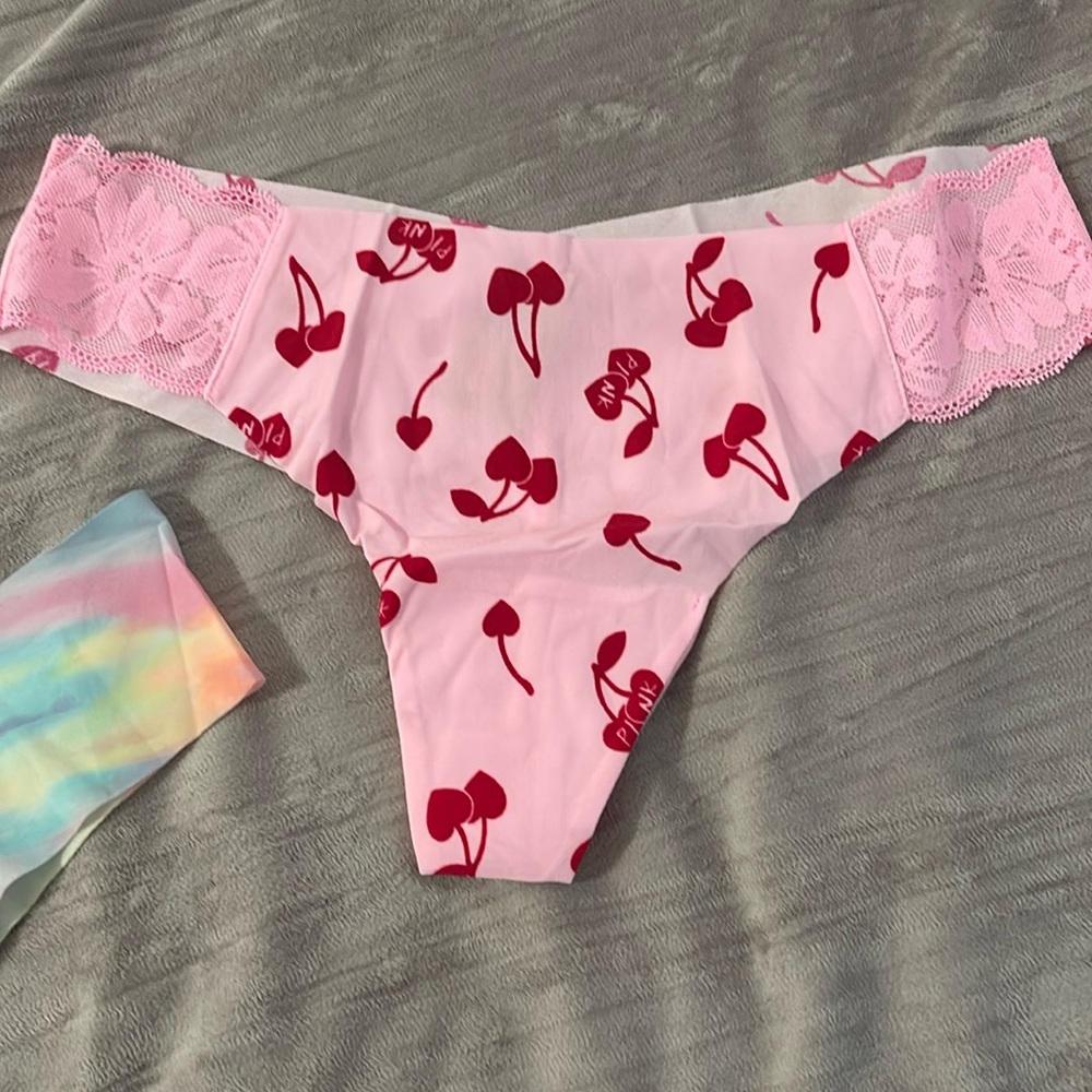 Pink VS | thong cherry hearts